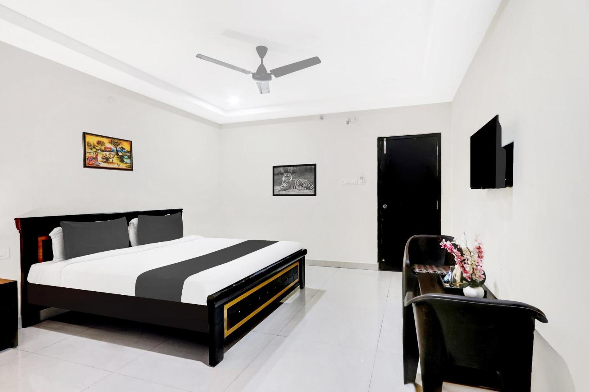 Hotel Super Townhouse Daba Garden Road Visakhapatnam Exterior foto