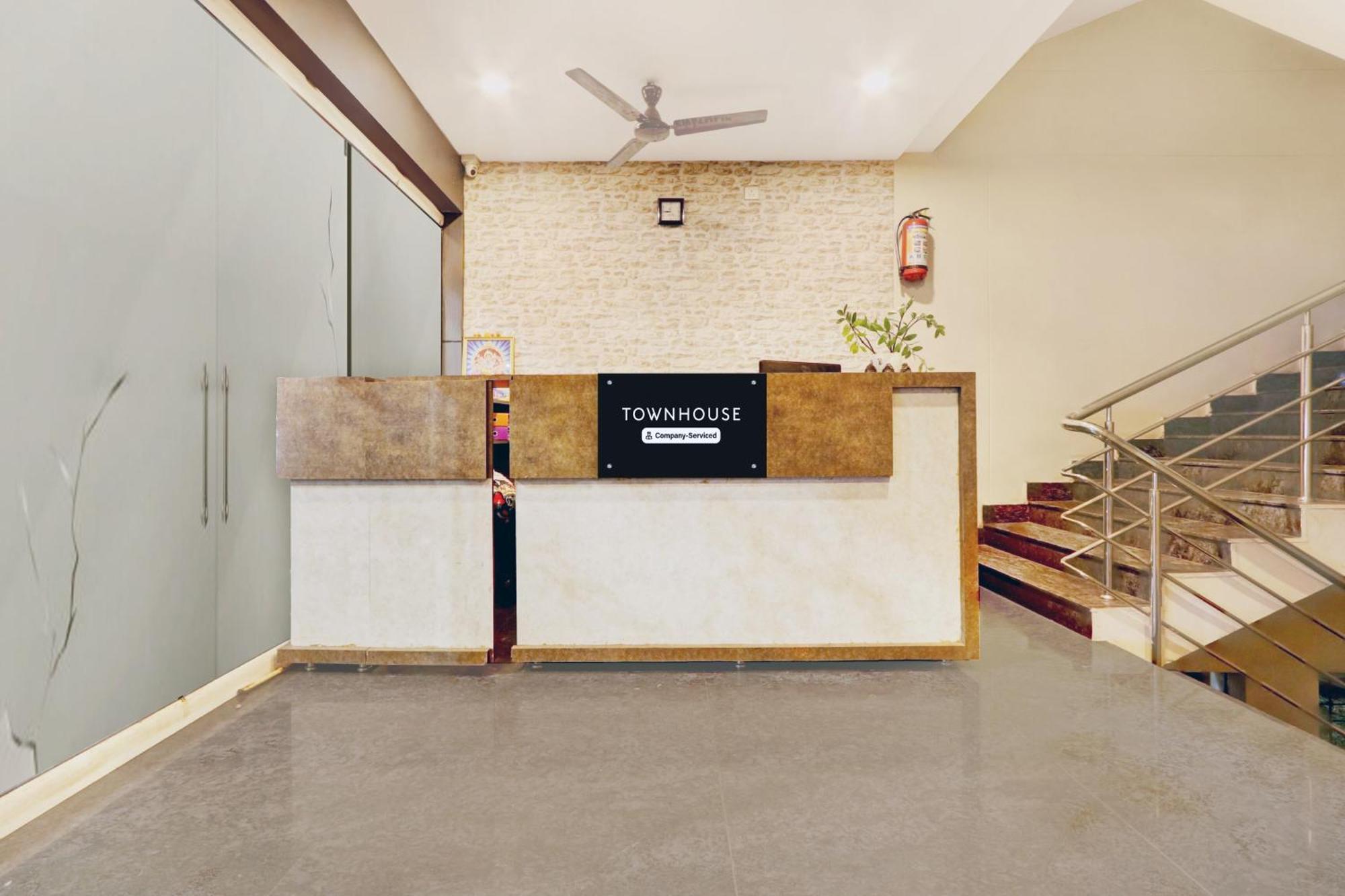 Hotel Super Townhouse Daba Garden Road Visakhapatnam Exterior foto